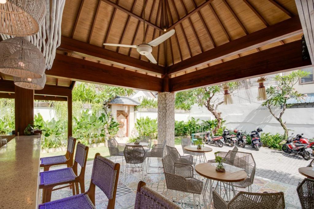 Puspa Ayu Villas & Apartments Kuta  Bagian luar foto
